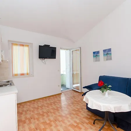 And Roso Apartment Makarska