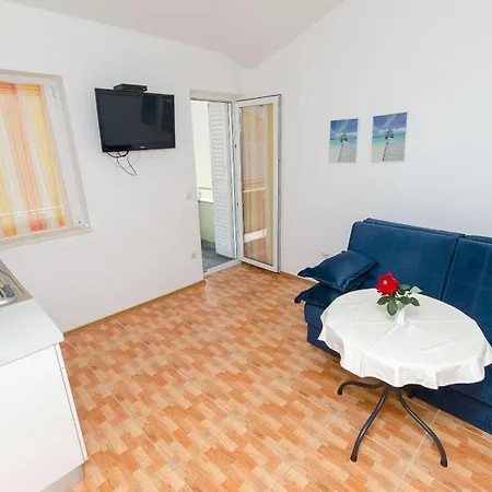 And Roso Apartment