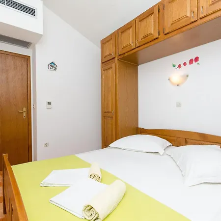 And Roso Apartment
