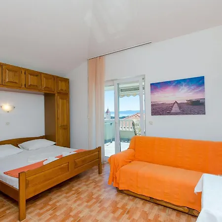 And Roso Apartamento Makarska