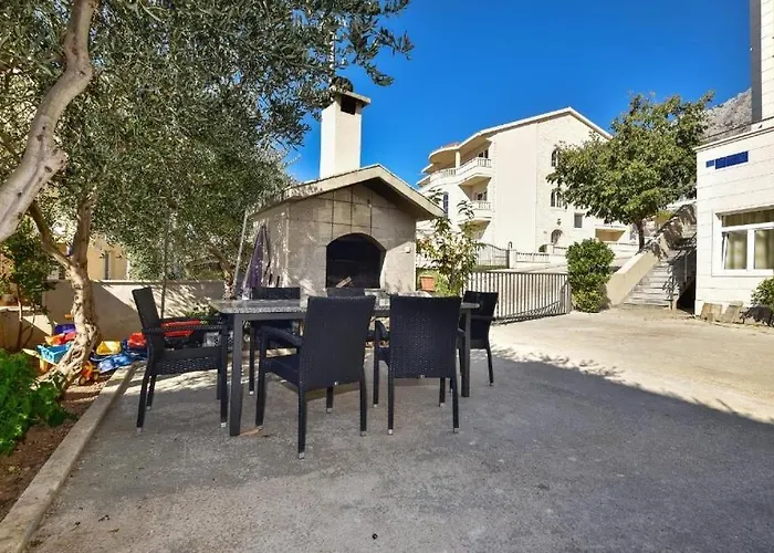 Apartamento And Roso Makarska