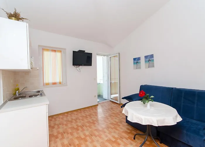 And Roso Apartamento Makarska