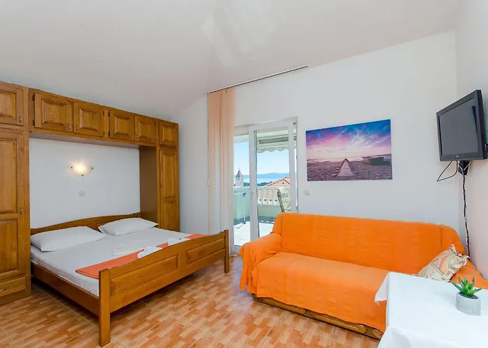 And Roso Apartamento Makarska